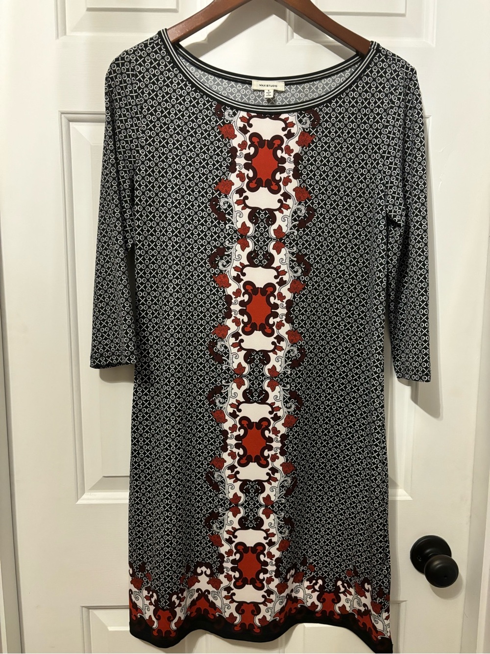Max Studio Black & Red Patterned Women's Shift Dress